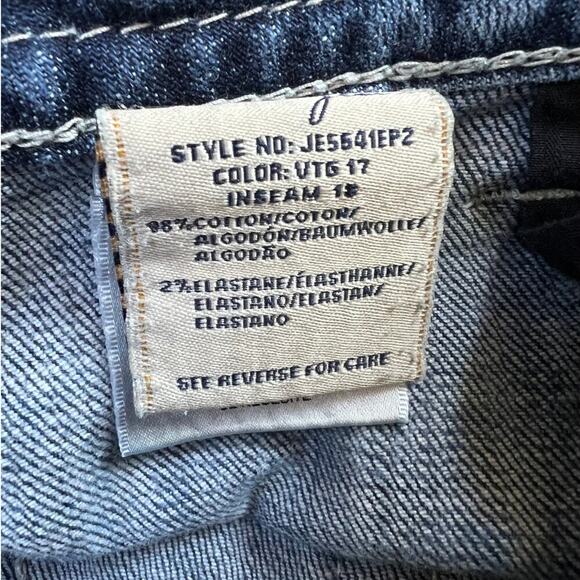 Miss Me Easy Capri, denim, Women's size 30 - Picture 2 of 6